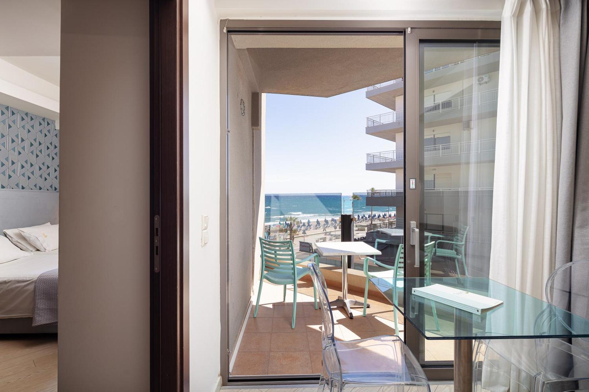 Steris Elegant Beach Hotel & Apartments Ретимно Екстериор снимка