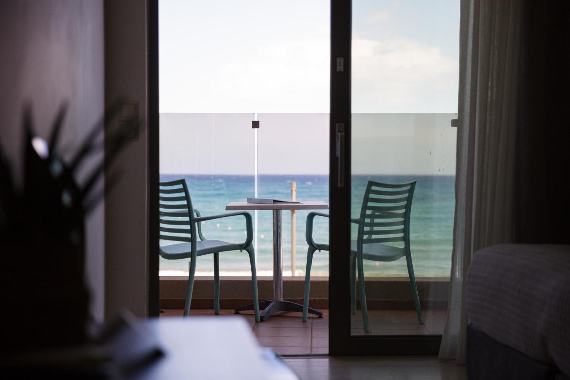 Steris Elegant Beach Hotel & Apartments Ретимно Екстериор снимка
