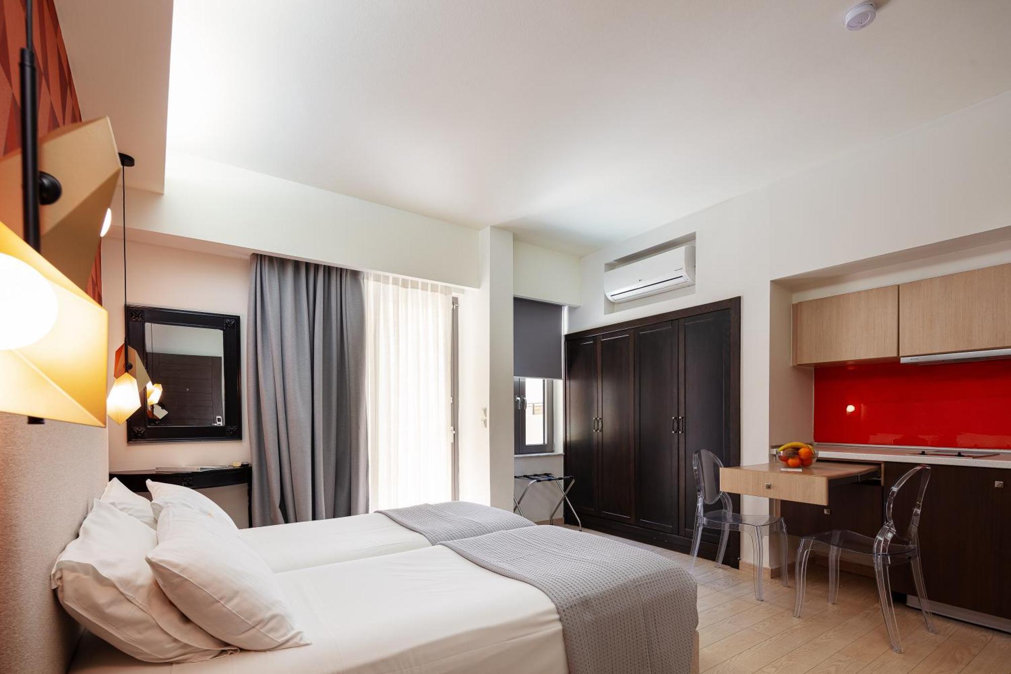 Steris Elegant Beach Hotel & Apartments Ретимно Екстериор снимка