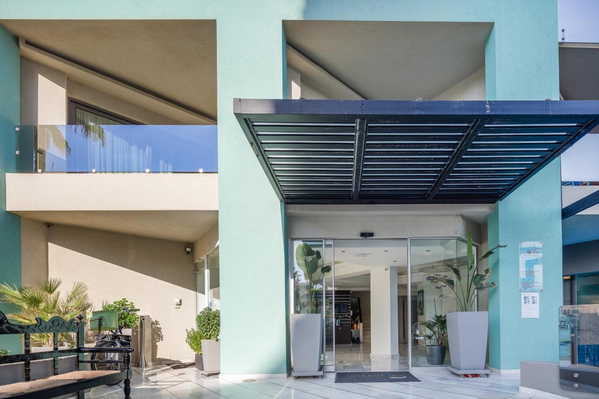 Steris Elegant Beach Hotel & Apartments Ретимно Екстериор снимка
