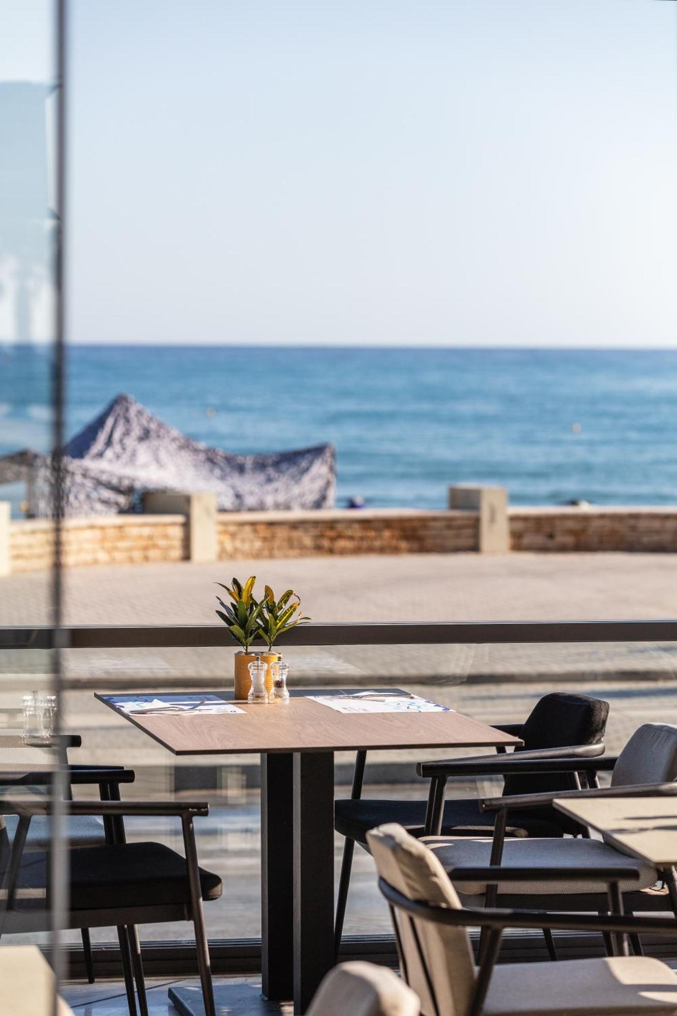 Steris Elegant Beach Hotel & Apartments Ретимно Екстериор снимка